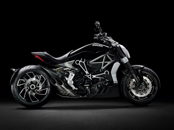 Мотоцикл ducati Diavel фото